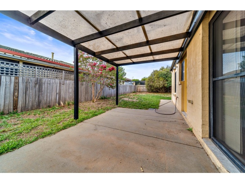 1/7 Cato Place, Dunlop ACT 2615