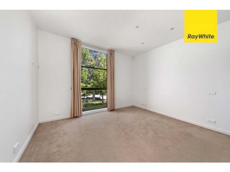 7/2 Eldridge Crescent, Garran ACT 2605