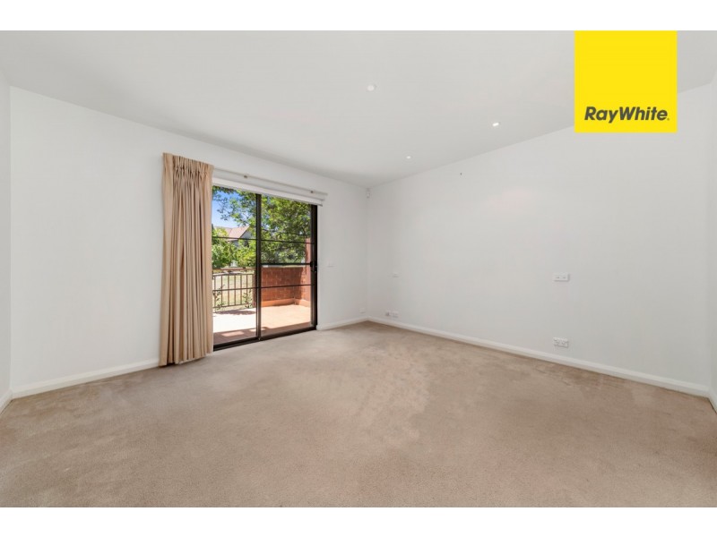 7/2 Eldridge Crescent, Garran ACT 2605