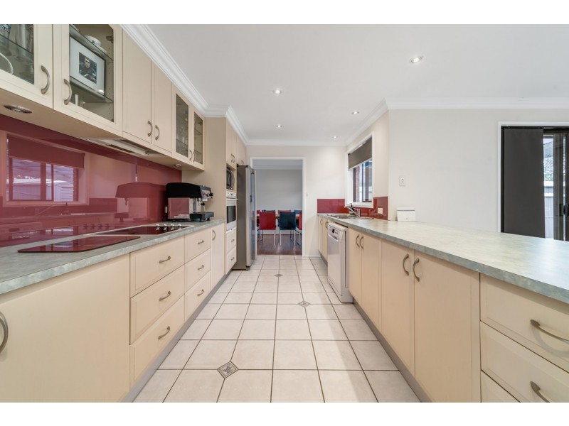 8 Wolff Crescent, Latham ACT 2615