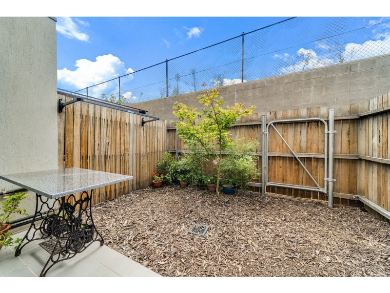 10/11 Wanderlight Avenue, Lawson ACT 2617