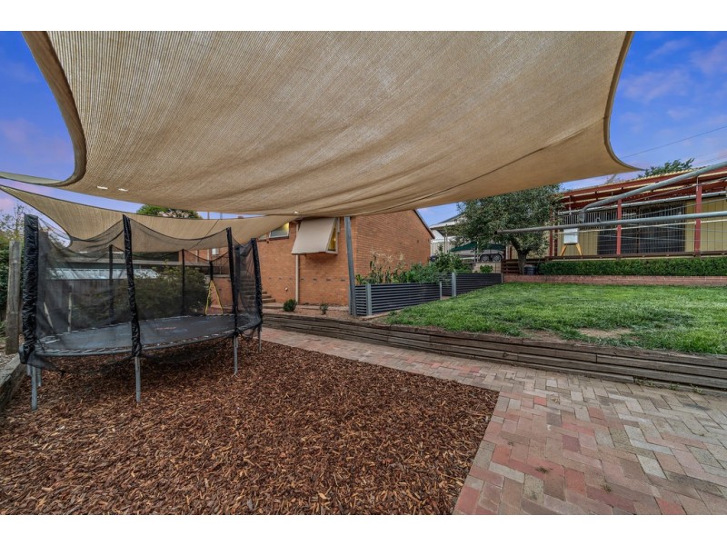 5 Grigson Place, Macgregor ACT 2615