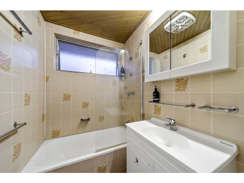 5 Grigson Place, Macgregor ACT 2615