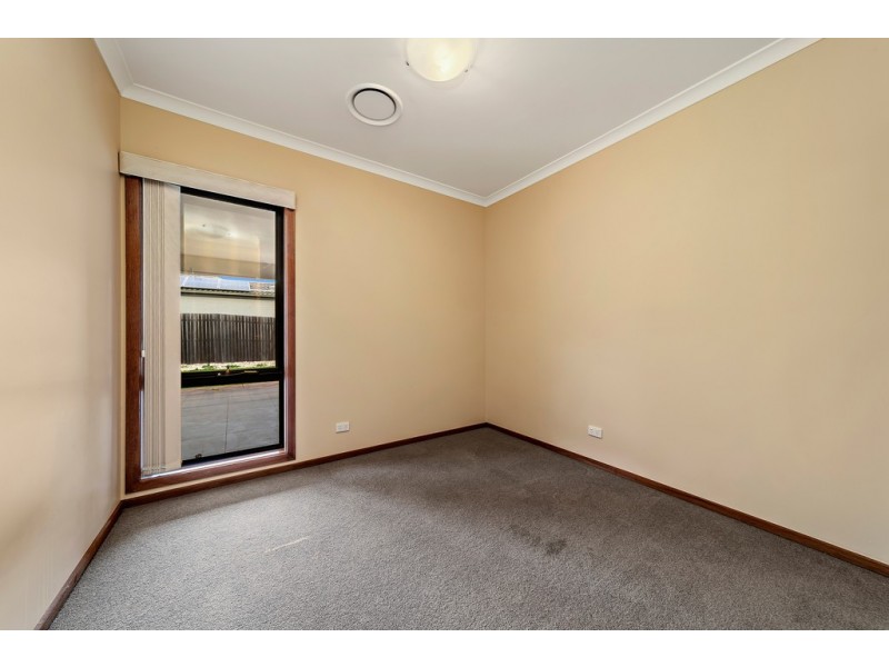 25 Ruth Bedford Street, Franklin ACT 2913