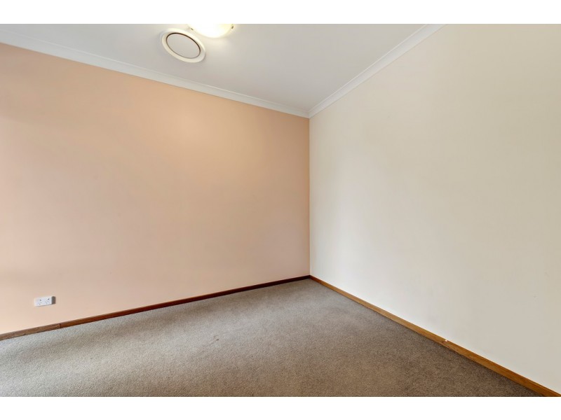 25 Ruth Bedford Street, Franklin ACT 2913