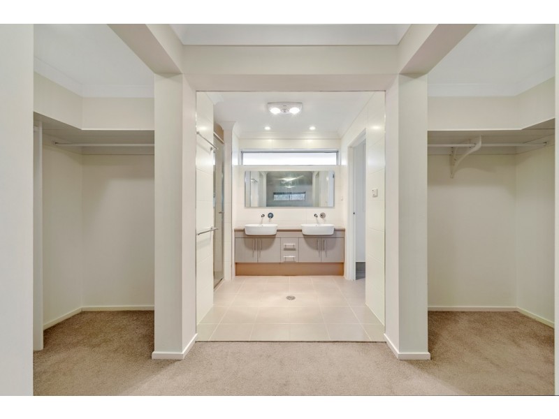 7 Grigson Place, Macgregor ACT 2615