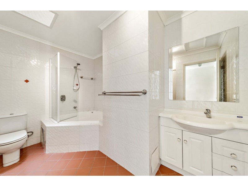 9/13 Chandler Street, Belconnen ACT 2617