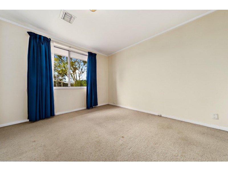 24 Templeton Street, Cook ACT 2614