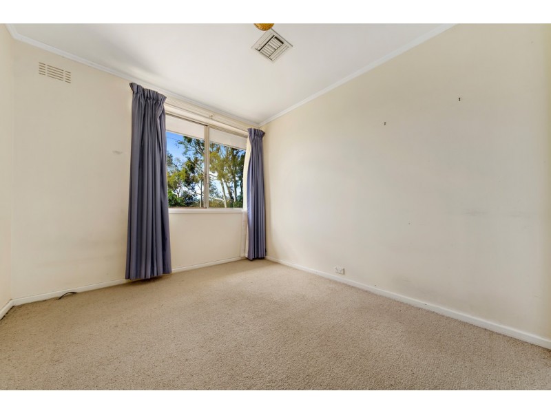 24 Templeton Street, Cook ACT 2614