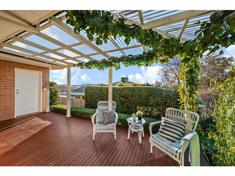 73 Hugh McKay Crescent, Dunlop ACT 2615