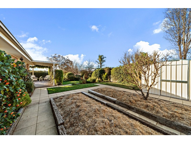 73 Hugh McKay Crescent, Dunlop ACT 2615