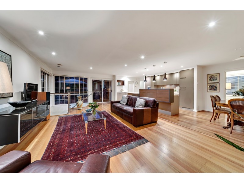 9 Henderson Street, Garran ACT 2605