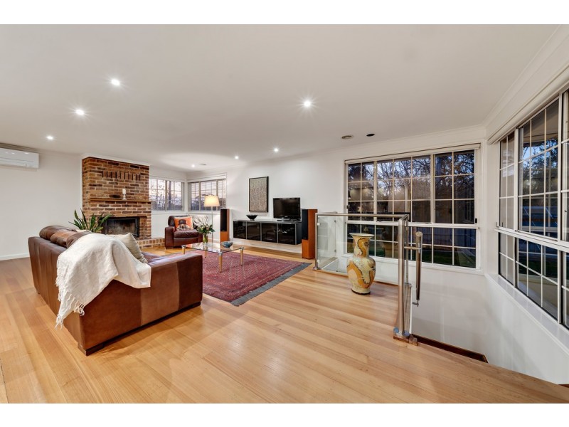 9 Henderson Street, Garran ACT 2605