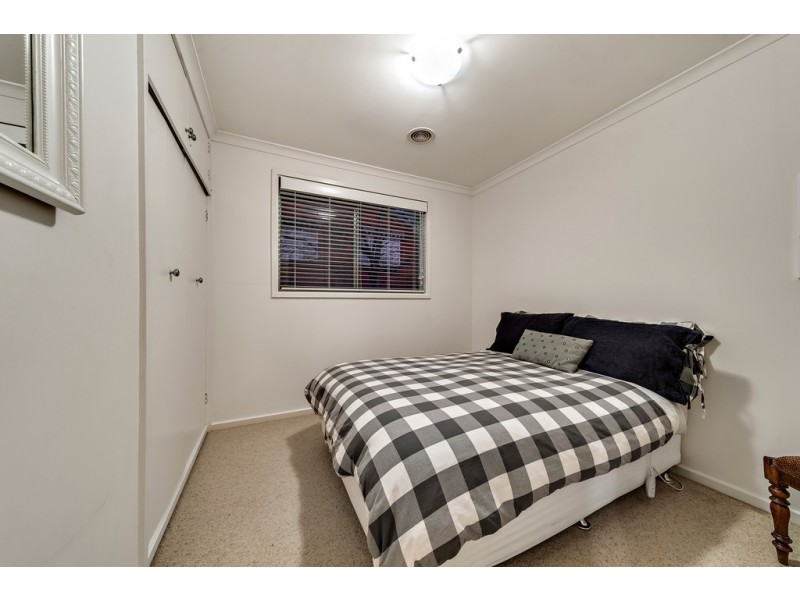 9 Henderson Street, Garran ACT 2605