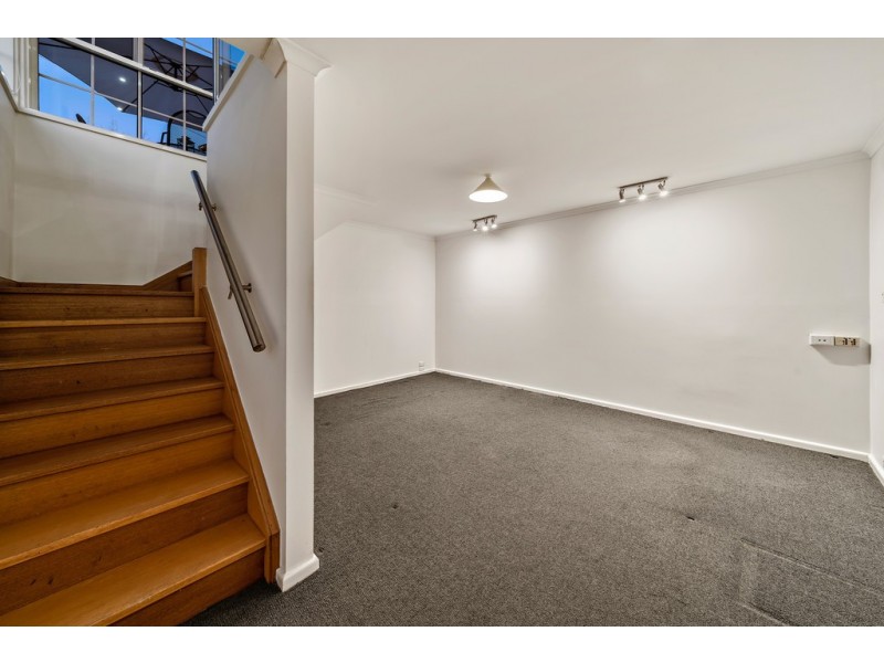 9 Henderson Street, Garran ACT 2605