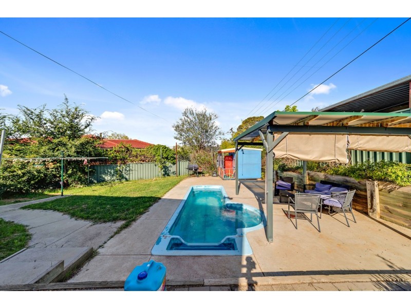 222 Osburn Drive, Macgregor ACT 2615