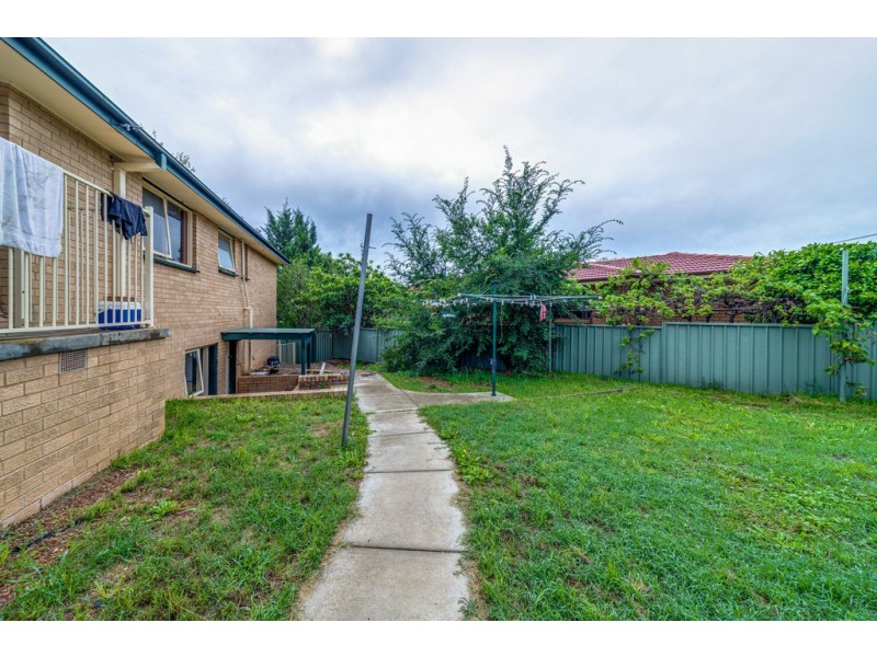 222 Osburn Drive, Macgregor ACT 2615