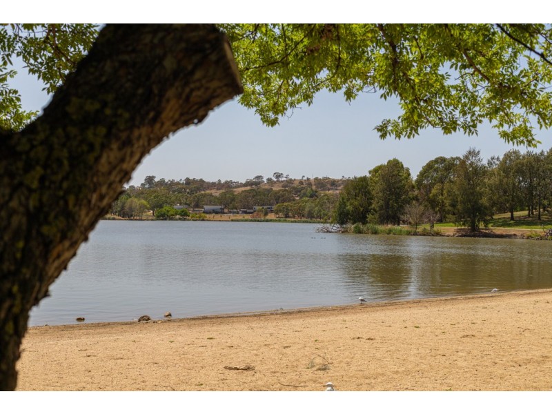 83/140 Anketell Street, Greenway ACT 2900