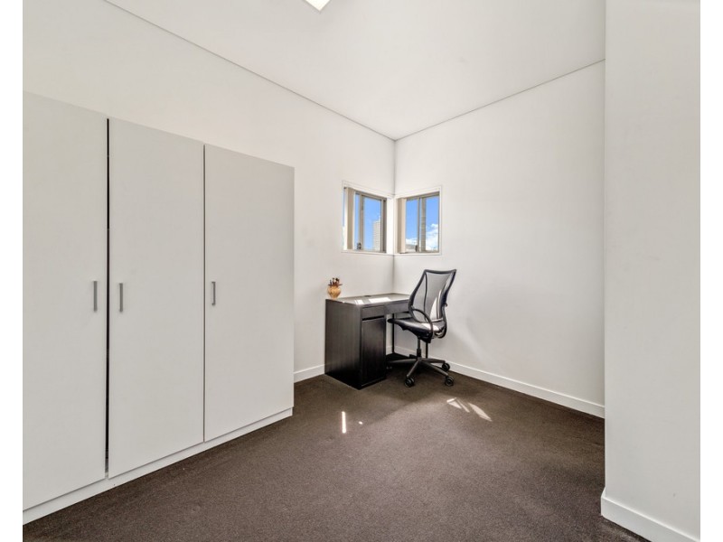 67/116 Easty Street, Phillip ACT 2606