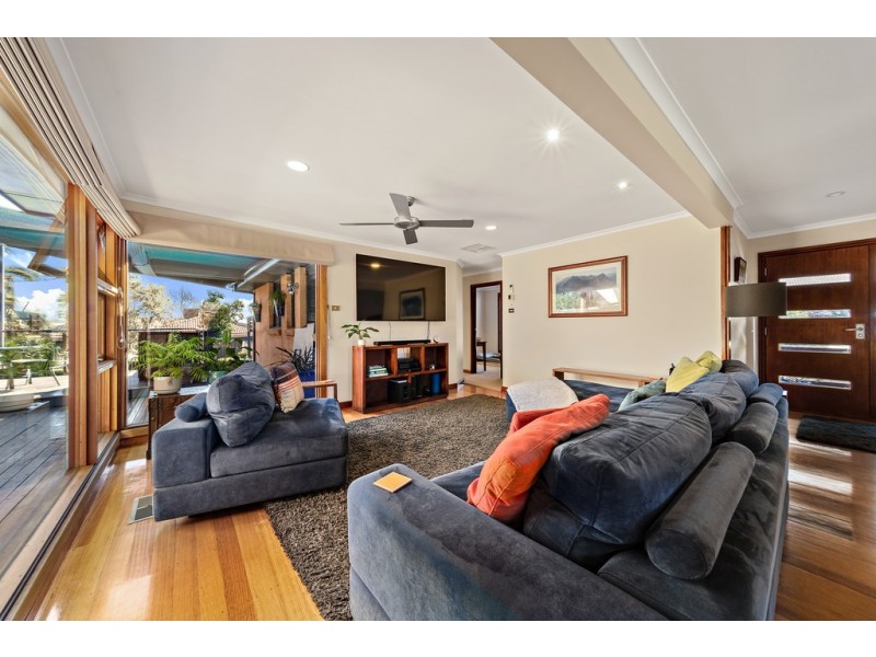 1 Zwar Place, Florey ACT 2615