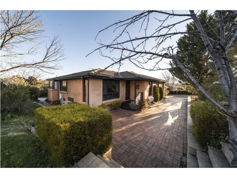 1 Zwar Place, Florey ACT 2615