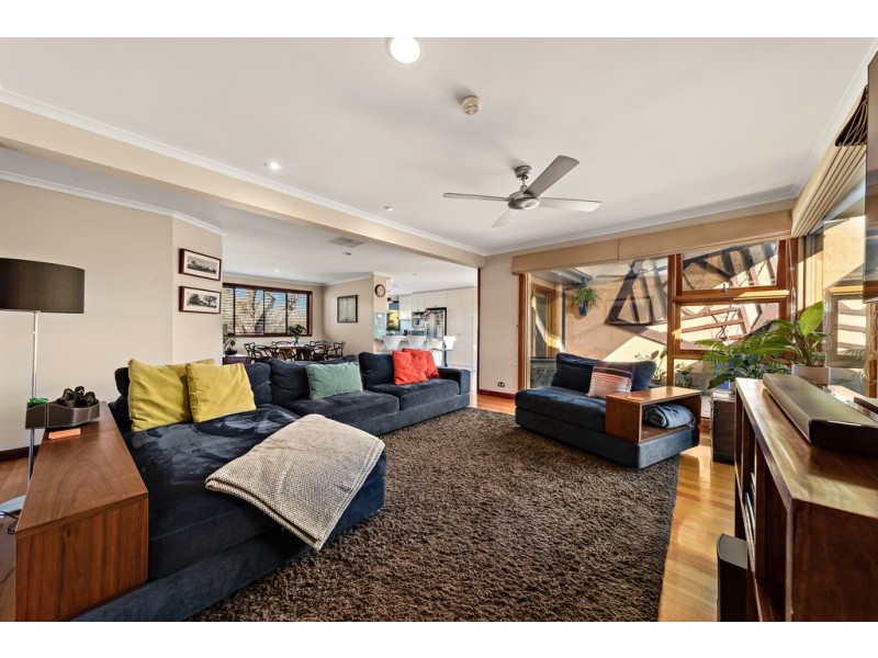 1 Zwar Place, Florey ACT 2615