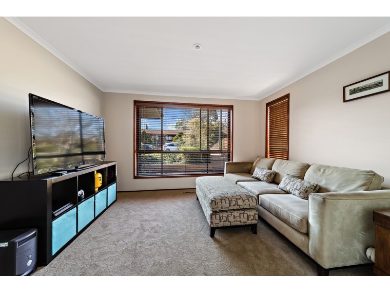 1 Zwar Place, Florey ACT 2615