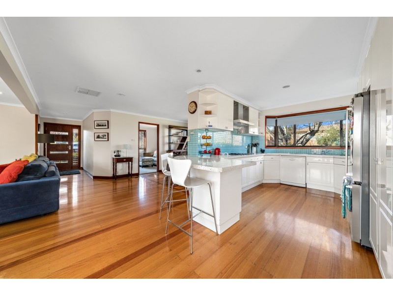 1 Zwar Place, Florey ACT 2615