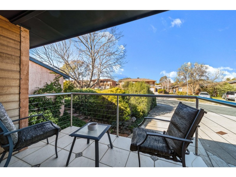 1 Zwar Place, Florey ACT 2615