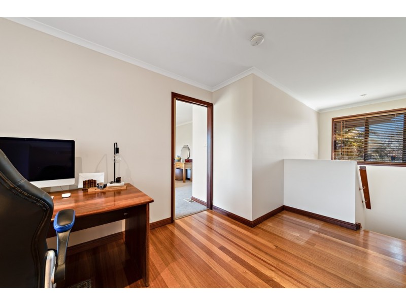 1 Zwar Place, Florey ACT 2615