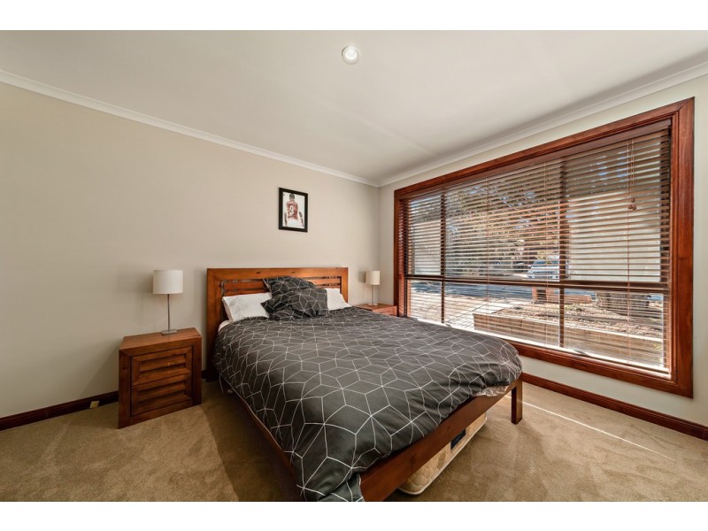 1 Zwar Place, Florey ACT 2615