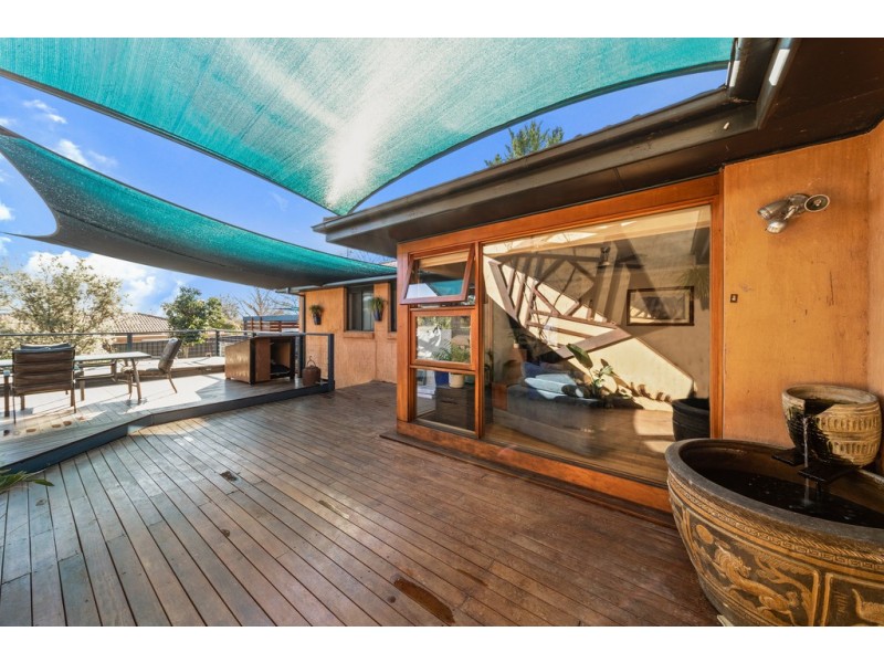 1 Zwar Place, Florey ACT 2615