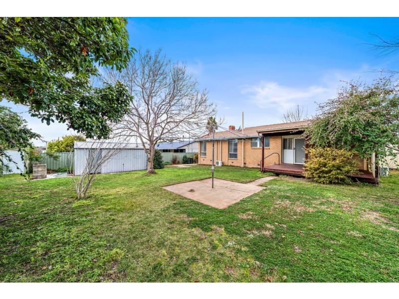 16 Diggles Street, Page ACT 2614