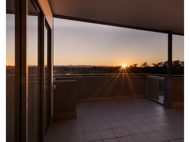 9/41 Hampton Circuit, Yarralumla ACT 2600