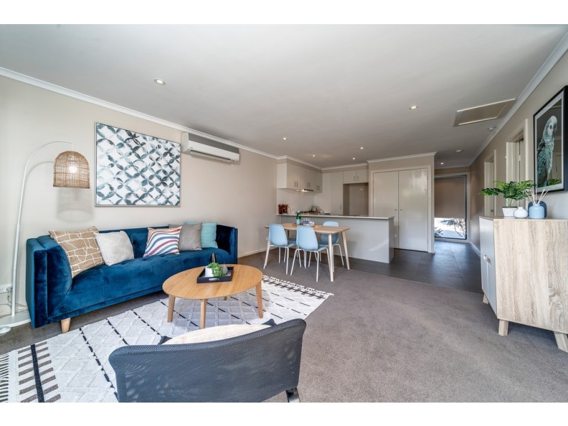 4/1 Coppin Place, Weetangera ACT 2614