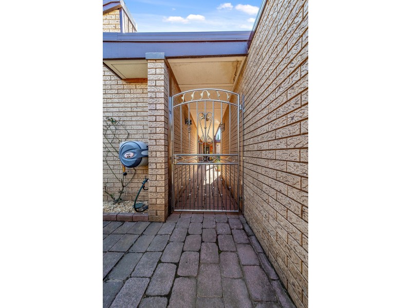 11 Marqua Place, Hawker ACT 2614