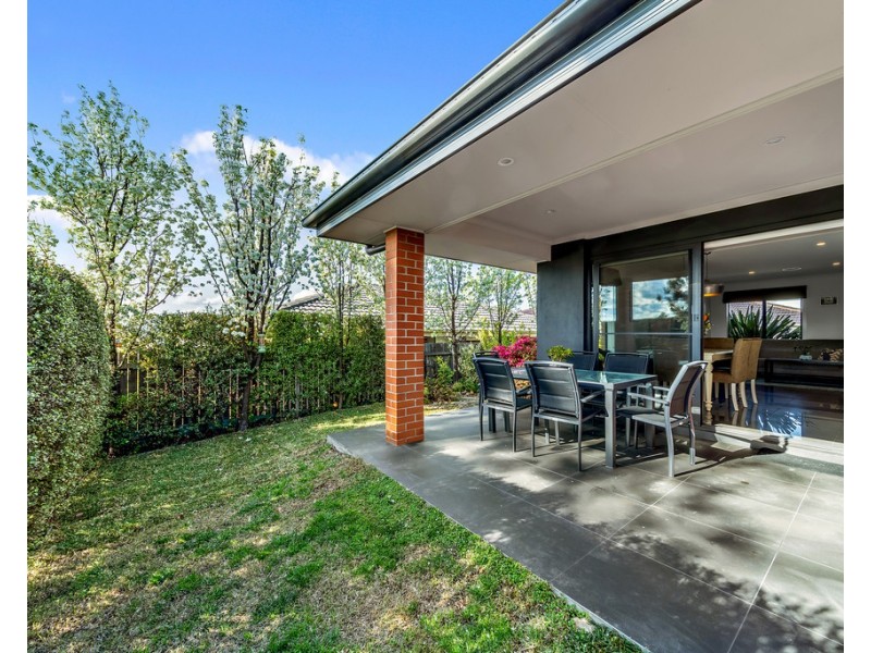 12 Lanaba Street, Crace ACT 2911