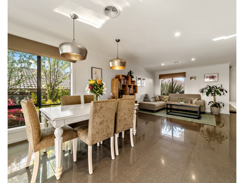 12 Lanaba Street, Crace ACT 2911