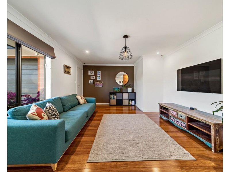 12 Lanaba Street, Crace ACT 2911