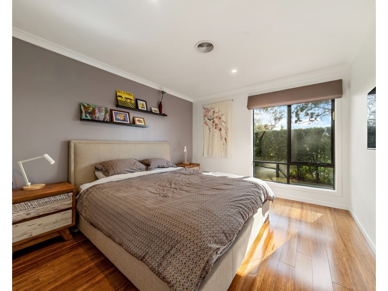 12 Lanaba Street, Crace ACT 2911