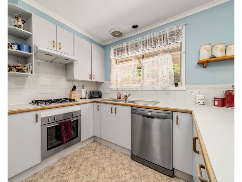 61 Florey Drive, Macgregor ACT 2615