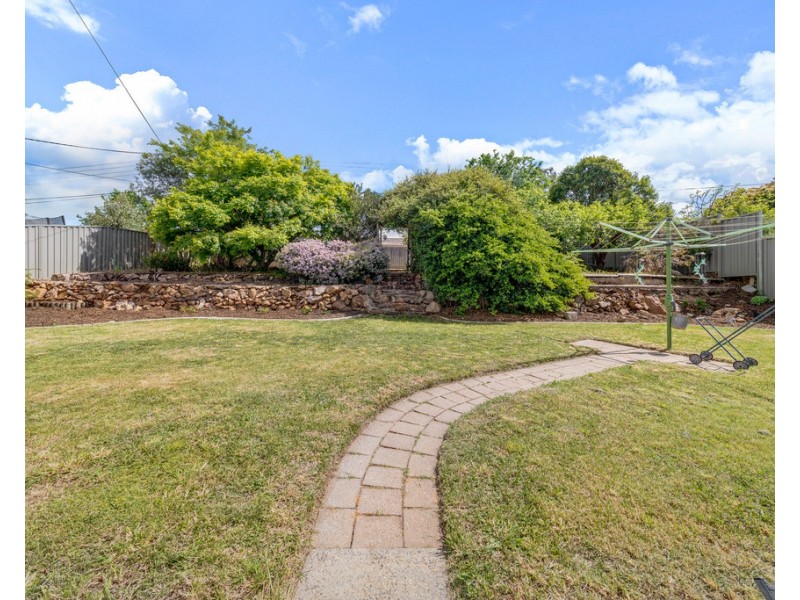 61 Florey Drive, Macgregor ACT 2615