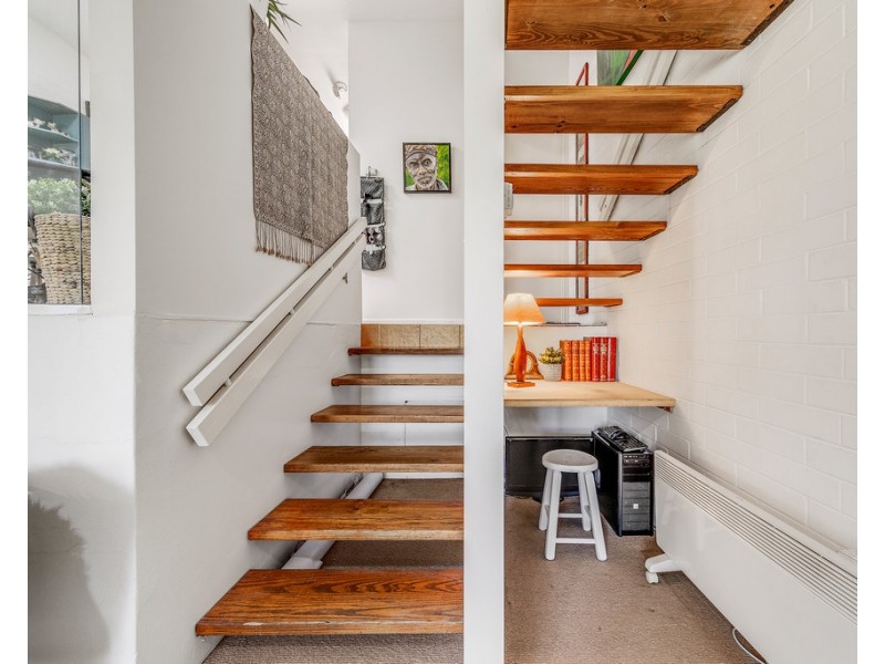 2/7 Clode Place, Macgregor ACT 2615