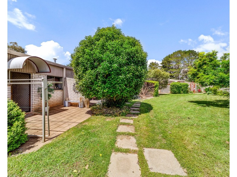 2/7 Clode Place, Macgregor ACT 2615