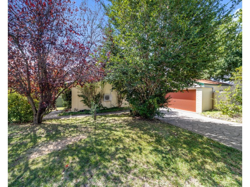6 Mathison Place, Macgregor ACT 2615