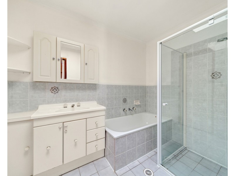 54 Gurrang Avenue, Ngunnawal ACT 2913