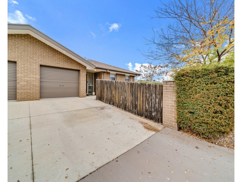 3/36 John Holt Street, Macgregor ACT 2615