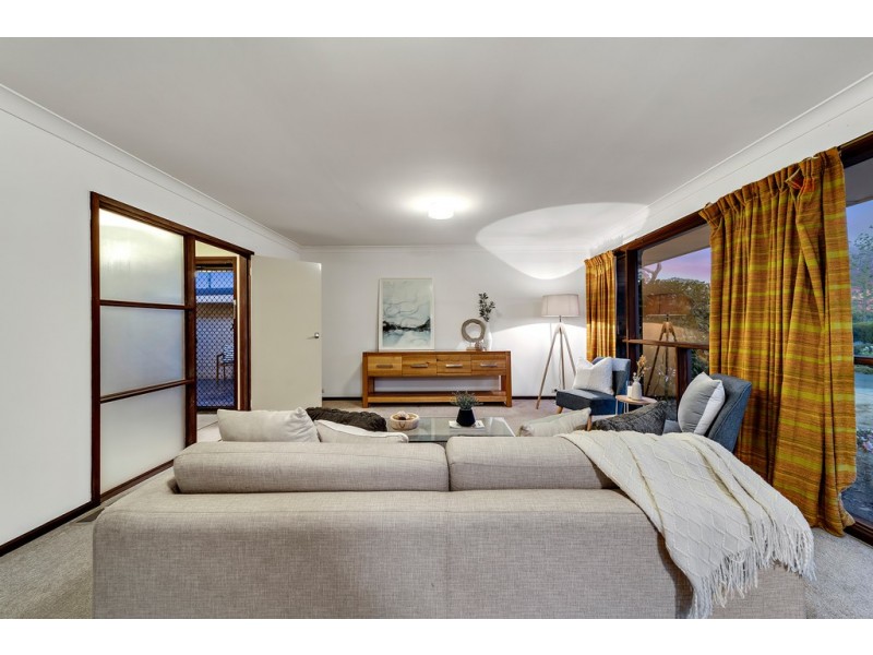 14 Jarvis Place, Macquarie ACT 2614