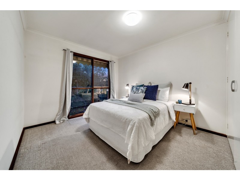 14 Jarvis Place, Macquarie ACT 2614