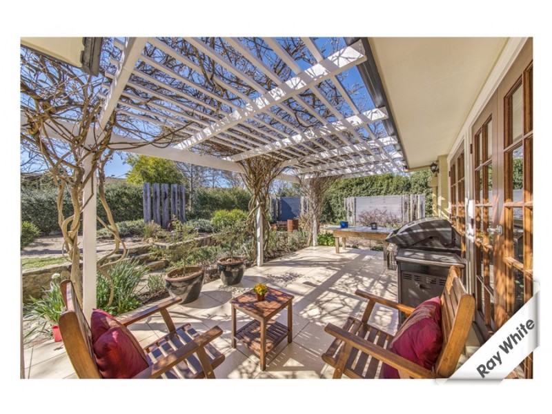 6 Roberts Street, Macquarie ACT 2614